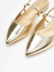 MOTF PREMIUM 尖头平底露跟度假鞋，夏季促销，圣诞节秋季新年假期 - 金色 - 查看 5