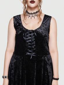 ROMWE Goth 大碼前繫帶手帕下擺絲絨洋裝不帶袖子