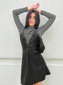 SHEIN Privé 小高領T恤和素色吊帶洋裝 - 黑色 - 查看 4