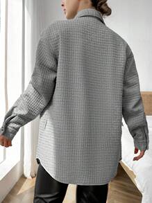 Chiquease 翻蓋口袋落肩袖外套 - 灰色 - 查看 2