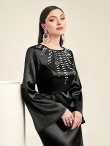 Al Najma 水鑽細節鐘形袖洋裝 - 黑色 - 查看 5