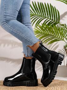 Women's Short Rain Boots, Classic & Fashionable Rain Shoes, Waterproof, Non-Slip, Thick Sole Water Shoes - Black - View 6