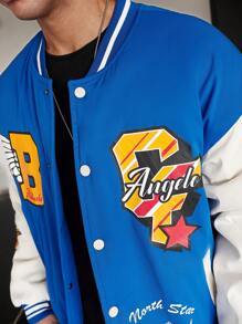 Manfinity Roghcode Abrigo acolchado de estilo universitario con bloqueo de color, gráfico con lema y ribete a rayas de corte holgado para hombre