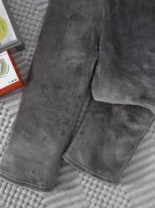 SHEIN Young Boy Contrast Binding Tee & Pants PJ Set - Multicolor - View 5