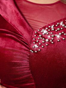 Modelyn 勃艮第红色加水钻细节褶饰天鹅绒连衣裙 - 酒紅色 - 查看 6