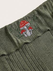 ROMWE Fairycore Talla grande Camiseta con bordado de seta de hombros descubiertos ribete en forma de lechuga - Verde - Ver 3