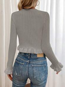 SHEIN Essnce 花卉刺繡荷葉邊網眼針織短款毛衣 - 灰色 - 查看 2