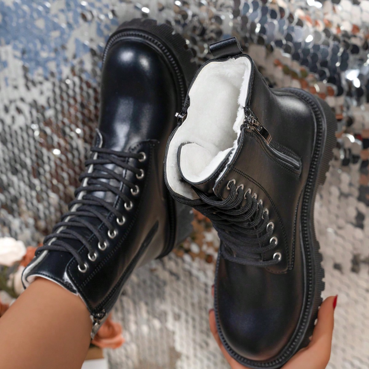 Nuevas botas de media pantorrilla para mujer con forro térmico, antideslizantes y con estilo, botas de piel, Otoño/Invierno 2025