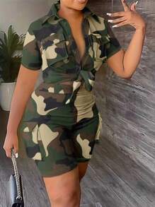 休閒 性感口袋 前綁帶蝴蝶結 前紐扣迷彩圖案女士兩件套 - 軍綠色 - 查看 1