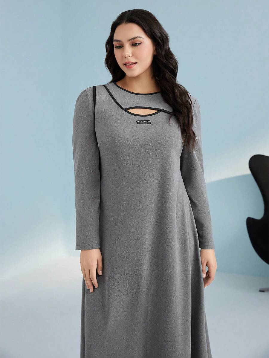 Mulvari Plus Robe Découpé À Liseré Contrastant