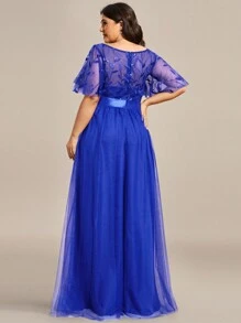 EVERPRETTY Vestido de dama de honor con contraste de malla y lentejuelas florales en talla grande - azul real - Ver 3