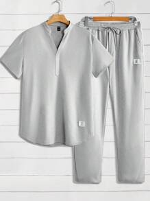Manfinity VCAY Loose Letter Patched Detail Tee & Drawstring Waist Sweatpants Set For Men - Grey - View 1