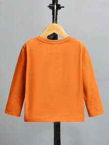 SHEIN Chàng trai trẻ Chơi bài In Áo thun - trái cam - Xem 2