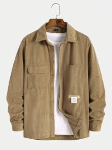 Manfinity Hypemode Nam Chi tiết Patched thư Túi có nắp Vải to sợi Áo khoác kiểu sơ mi Without Tee - Màu Khaki - Xem 1