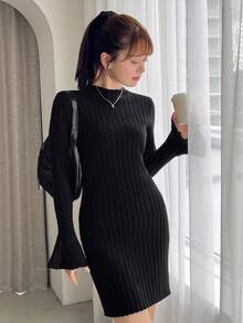 FRIFUL 小高領喇叭袖條紋針織毛衣洋裝 - 黑色 - 查看 4