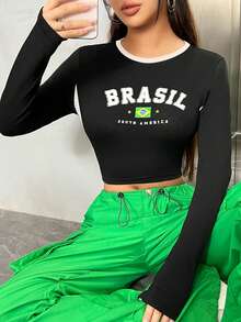 SHEIN EZwear Camiseta crop con estampado de letra unido en contraste - Blanco y Negro - Ver 4