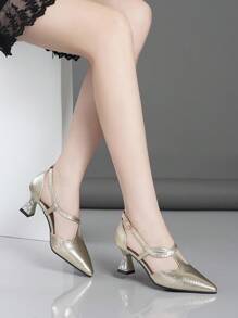 Women's Pointed Toe Chunky Heel Slip-On Pumps With Buckle