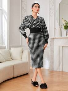 Modelyn Houndstooth Pattern Batwing Sleeve Wrap Sweater Dress - Black - View 5