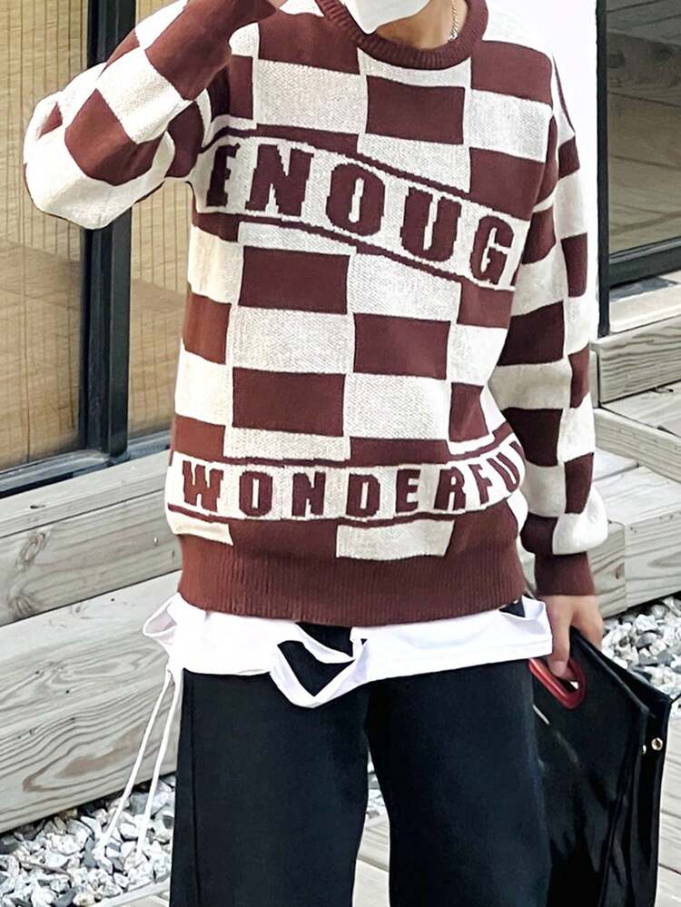 Men Checker & Letter Pattern Sweater