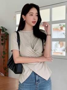 DAZY Women's Short Sleeve Ruched T-shirt