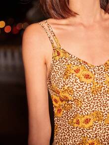 SHEIN Frenchy 花卉圖案&豹紋印花吊帶洋裝 - 黃色 - 查看 2