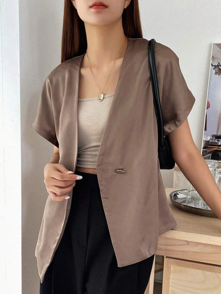 Solid Batwing Sleeve Asymmetrical Hem Satin Blouse