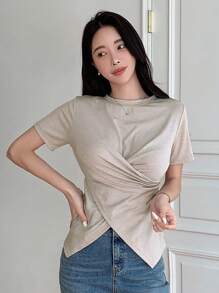 DAZY Women's Short Sleeve Ruched T-shirt