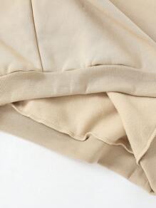 SHEIN Unity 1件女士聖誕老人棋盤格紋保暖基本型無領衫，帶聖誕元素，適用於秋冬季 （備註：親子裝媽咪寶貝裝，2件分開售） - 卡其色 - 查看 4