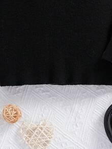 SHEIN 女孩珍珠串珠不對稱領套頭毛衣 - 黑色 - 查看 6
