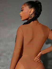 SHEIN SXY 小高領前鏤空修身T恤緊身連衣褲 - 棕色 - 查看 2