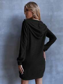 SHEIN Unity 素色袋鼠口袋連帽衛衣裙 - 黑色 - 查看 2