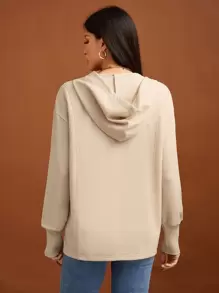 SHEIN Tall Sudadera con capucha con botón de hombros caídos - Beis - Ver 2