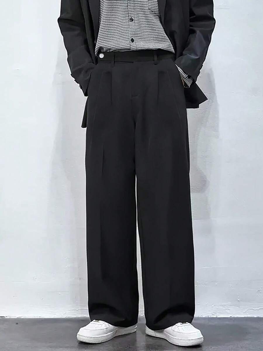 Manfinity Hypemode Men's Loose Fit Suit Trousers With Pockets