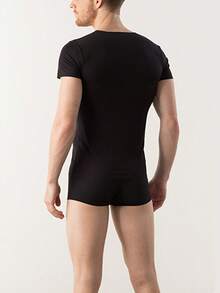 Men Solid V Neck Basic Top - Black - View 2