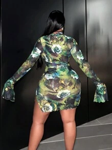 Slaydiva Sexy Basic - Stretch Knitted Mesh Slim Fit Green Printed Plus Size Dress With Flared Sleeves - Green - View 2