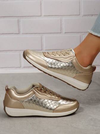 秋冬女士时尚百搭系带轻便运动鞋，女士运动鞋