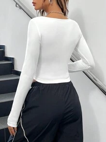 SHEIN Coolane Đồ họa mắt & chữ Cổ có Lỗ hổng Áo phông Crop - trắng - Xem 2