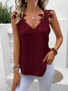 SHEIN Frenchy Sleeveless Lace Patchwork Top With Textured Fabric,Women Tank Tops,Summer Tops,Summer Women Tops Christmas New Year Burgundy Casual Valentine's Day - Burgundy - View 5