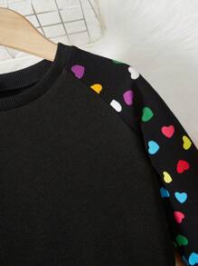 SHEIN Young Girl Heart Print Raglan Sleeve Sweatshirt Dress