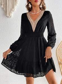 SHEIN VCAY 水溶蕾絲拼接燈籠袖荷葉邊洋裝