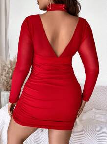 SHEIN Unity 大碼前鏤空褶邊緊身洋裝 - 紅色 - 查看 2