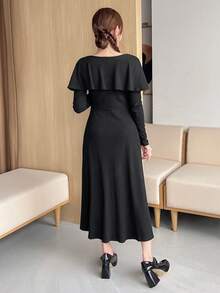 FRIFUL 素色荷葉邊A字洋裝 - 黑色 - 查看 2