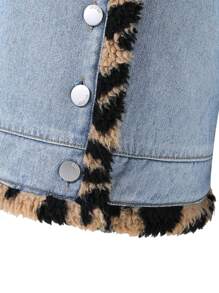 Young Girl Contrast Leopard Teddy Hooded Denim Jacket - Medium Wash - View 6