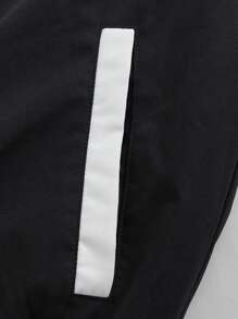 Manfinity VCAY Oversized Men Plus Size Letter Patched Striped Trim Drop Shoulder Two-Tone Varsity Jacket
