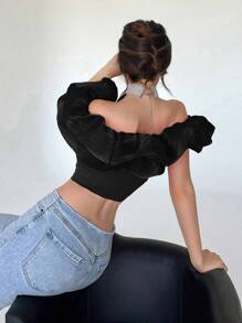 Aloruh Top Cropped Feminino com Ombro à Mostra e Babado, Blusas Femininas, Blusas Elegantes Femininas, Convidada de Casamento, Noite de Casamento - Preto - Visão 2