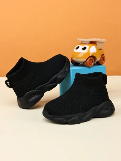 1 par enkla stickade höga sportskor för spädbarn