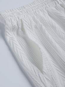 Manfinity Homme Men Solid V Neck Tee & Drawstring Waist Shorts - White - View 3