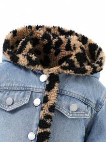 Young Girl Contrast Leopard Teddy Hooded Denim Jacket - Medium Wash - View 3