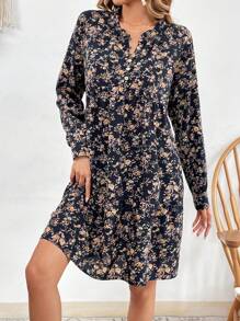 SHEIN VCAY Ditsy Floral Print Notched Neckline Dress - Black - View 1