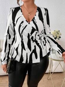 SHEIN Privé 大碼圖案印花側打結圍裹T恤 - 黑與白 - 查看 5